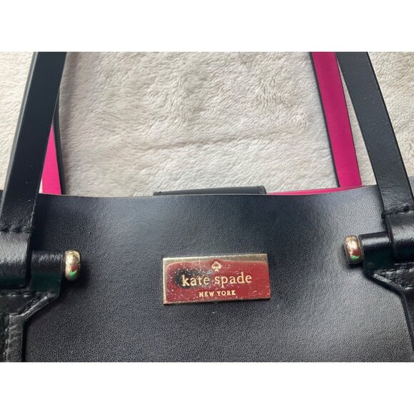 Kate Spade Arbour Hill Kyra Sweetheart Crossbody Hand Bag Black Pink Leather*Rea - Picture 3 of 16